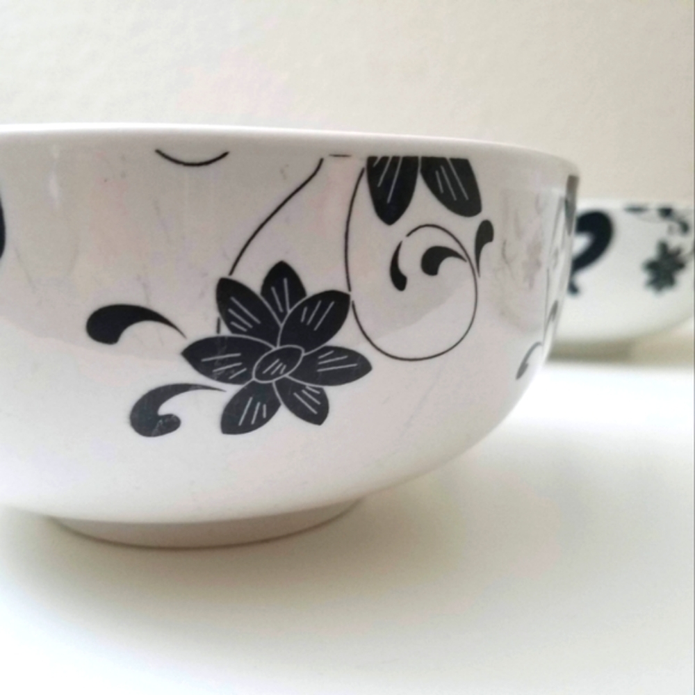 Set Of 4 Royal Norfolk white and black Soup/Cereal Bowls - Picture 2 of 6
